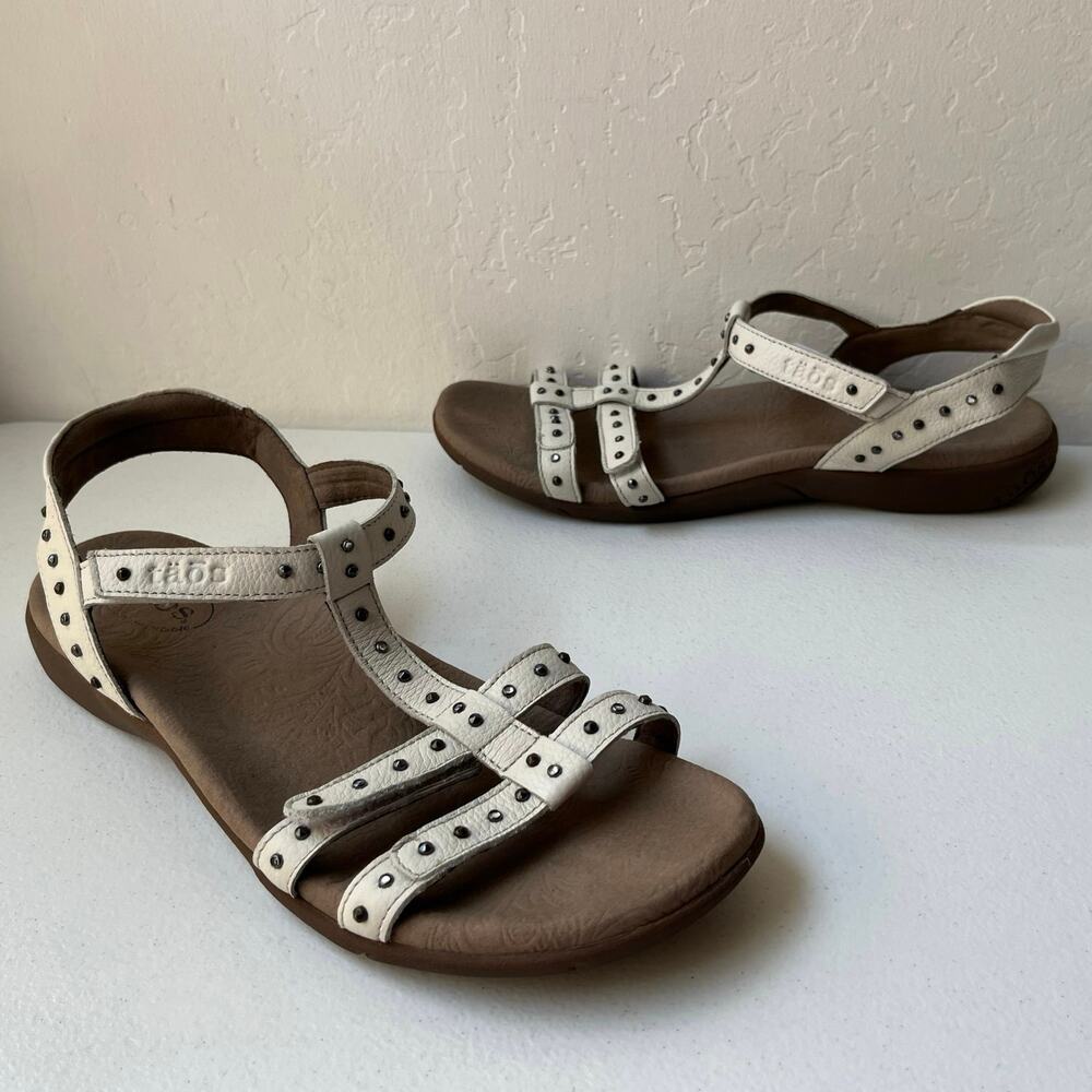 Taos Studded Leather Sandals Women's Size 11 White T-Strap Slingback Comfort